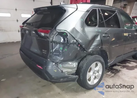 2021 Toyota Rav4 Xle z USA, uszkodzony, nr VIN 2T3P1RFV9MC214765